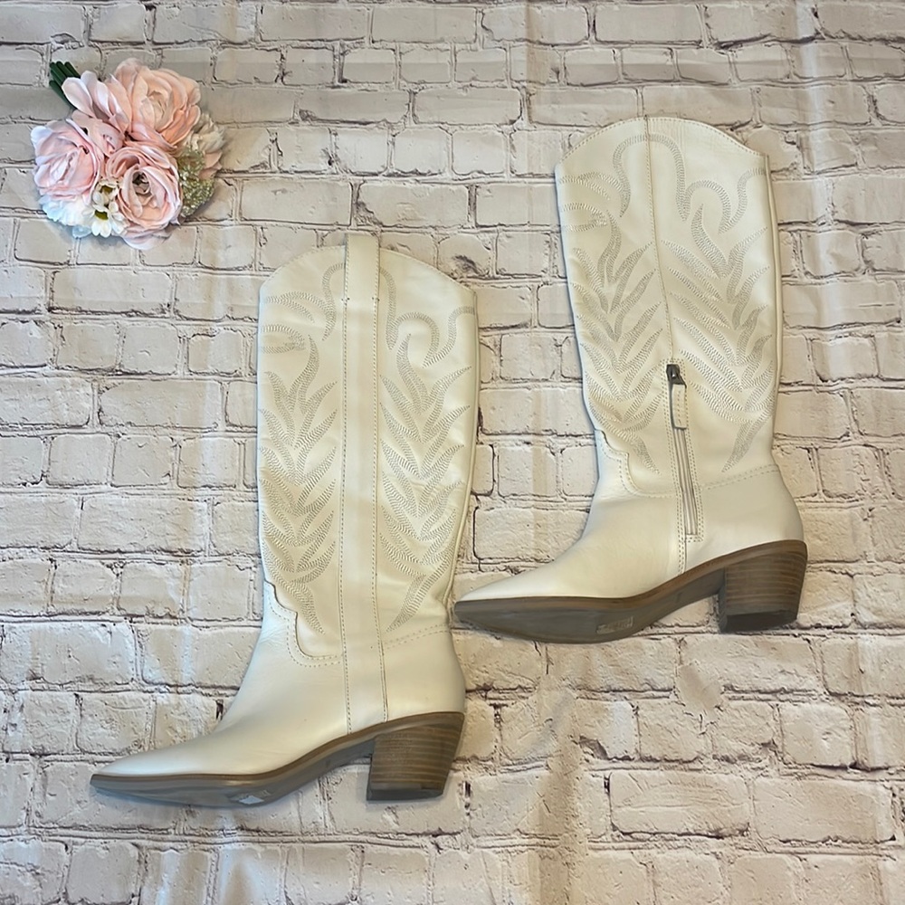 Dolce Vita Cream Heeled Boots